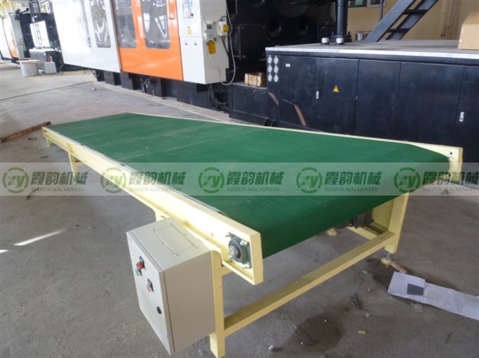 爬坡皮帶輸送機(jī)12