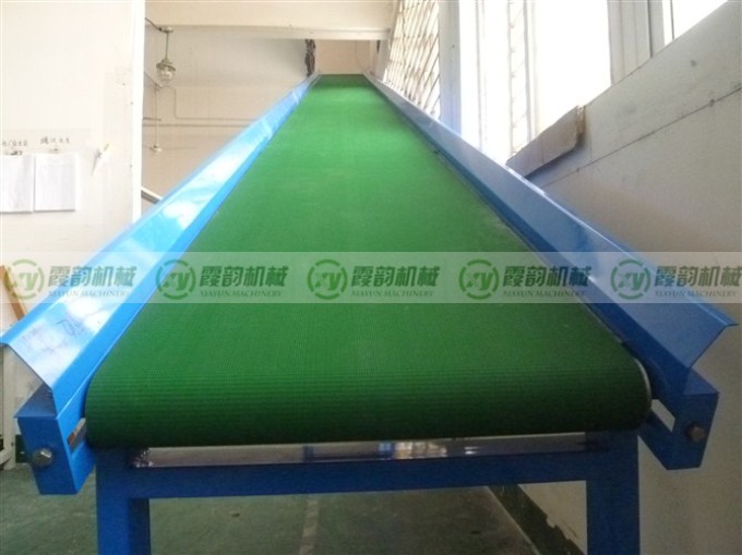 爬坡皮帶輸送機(jī)13