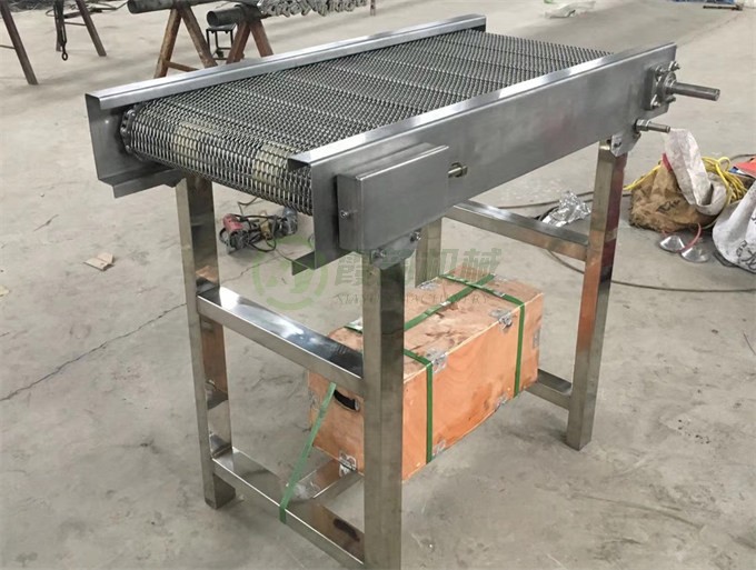 網(wǎng)帶輸送機(jī)12