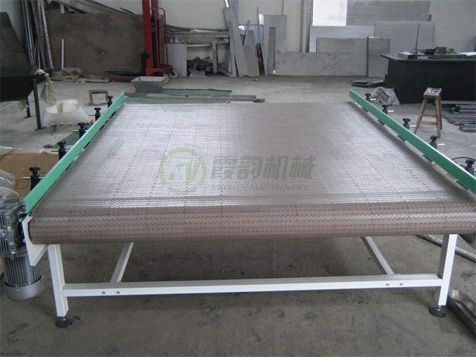 網(wǎng)帶輸送機(jī)05